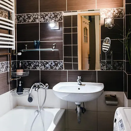 Klimatyczny Dla Dwojga W Sercu Starowki Апартаменти