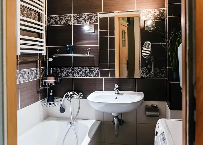 Klimatyczny Dla Dwojga W Sercu Starowki Lägenhet